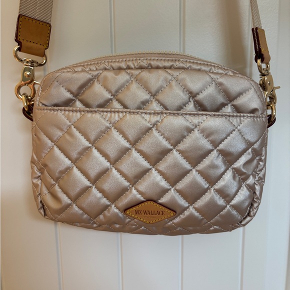 MZ Wallace Pale Rose Gold Metallic
Small Metro Camera Bag - Picture 1 of 9